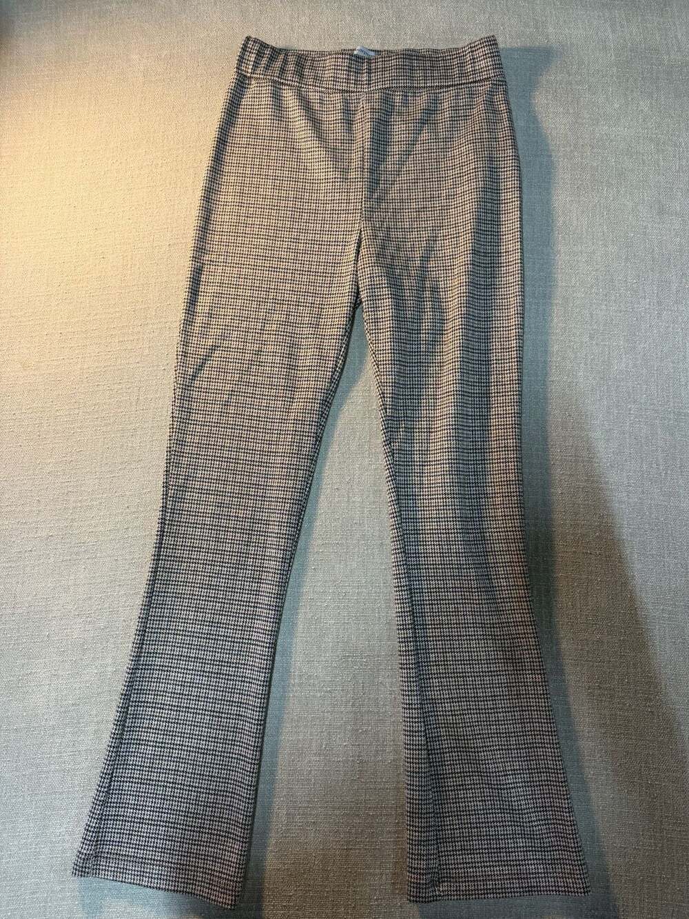 Urban Outfitters Houndstooth Pattern High-Rise Flare Knit Pants